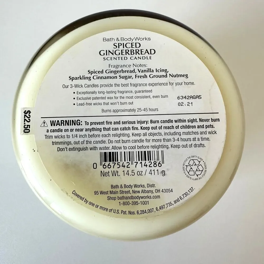 Bath & Body Works Spiced GIngerbread 3-Wick Large Candle 14.5 oz - Picture 5 of 5